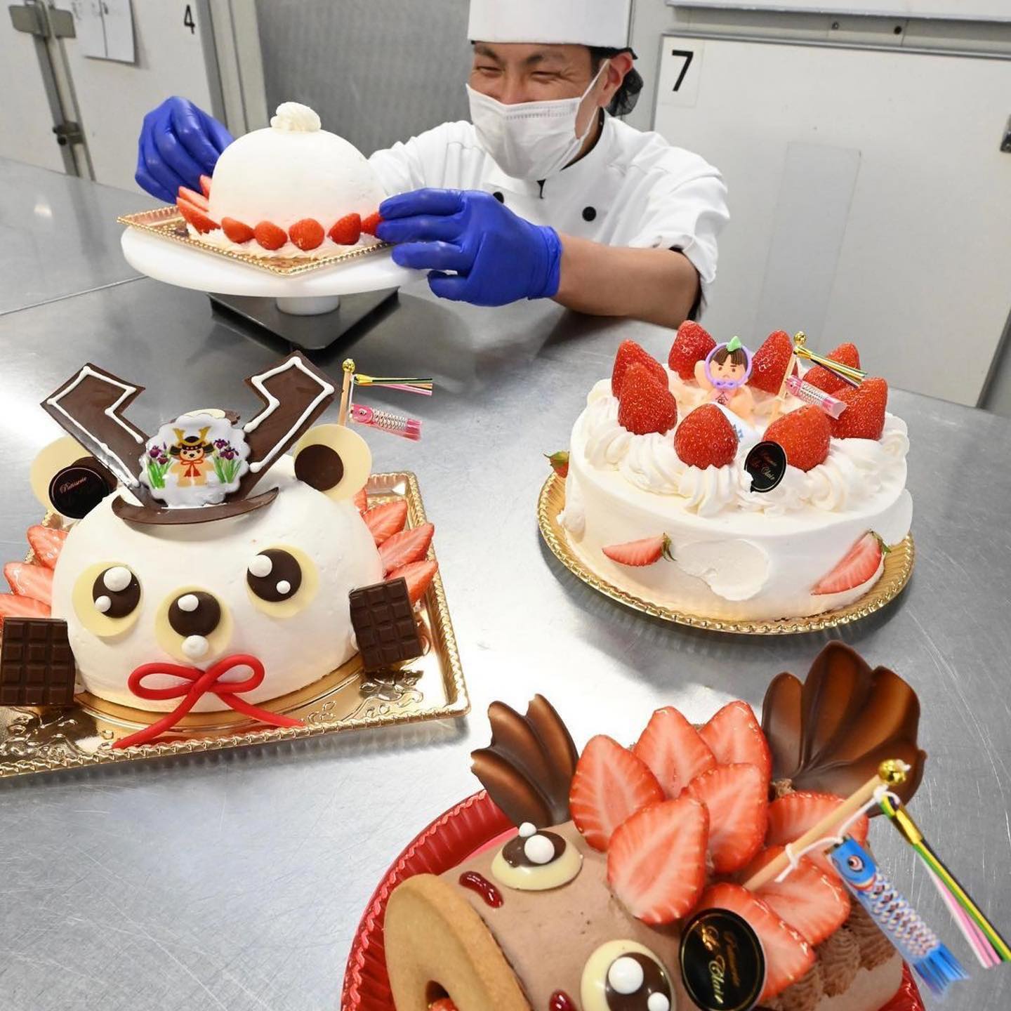 repostさせて頂きます️

先日、ル・クレールの子どもの日限定デコレーションケーキを上毛新聞様に取材して頂きました
ありがとうございます‍♂️
@jomo_shinbun with @make_repost
・・・
【こどもの日ケーキを販売5日まで太田の洋菓子店】

子どもたちの健やかな成長を願い、群馬県太田市由良町の洋菓子店「ル・クレール」は5月5日の「こどもの日」に合わせ、こいのぼりやかぶとを模したケーキを作り販売している。
5日まで限定販売。

★詳しくは3日の上毛新聞★ウェブ版はプロフィール欄URLから。ページ右上の「検索」項目に『こどもの日』と入れてクリック！動画も見られます

◆◆◆写真募集中です📸◆◆◆

上毛新聞はインスタグラムを通じて、フォロワーの皆様から折々の の を募ります。

初回のテーマは #グンマーの春 。

皆様が で撮影した、 らしい一枚をぜひ投稿してください！

「満開の桜」「美味しいフキノトウ」「可愛い子ヒツジ」「新緑の山々」「若葉萌える公園」…など、景色、食べ物、スポット、草花にと、なんでもOKです！昔撮った写真も可とします！

応募期間は2021年3月15日〜21年5月31日。

①@jomo_shinbun をフォローしていただき、
② #グンマーの春 と添え、投稿。
③撮影した場所と、撮影した時期を記した上で、ぜひお気軽に投稿してみてください

投稿された作品は、この上毛新聞公式インスタでご紹介させていただくほか、
紙面掲載も検討します！

(いずれもお断りなくさせていただきますのでご了承ください)

ご応募、お待ちしています！🥺
*
本日も当店にて、沢山ご用意させて頂いております️
お電話でもご予約可能で、ございますので、是非宜しくお願い致します‍♂️



@jomo_shinbun 
# 

@le_clair_1015 
@akira_sato77 

#宜しくお願いたします🤲
